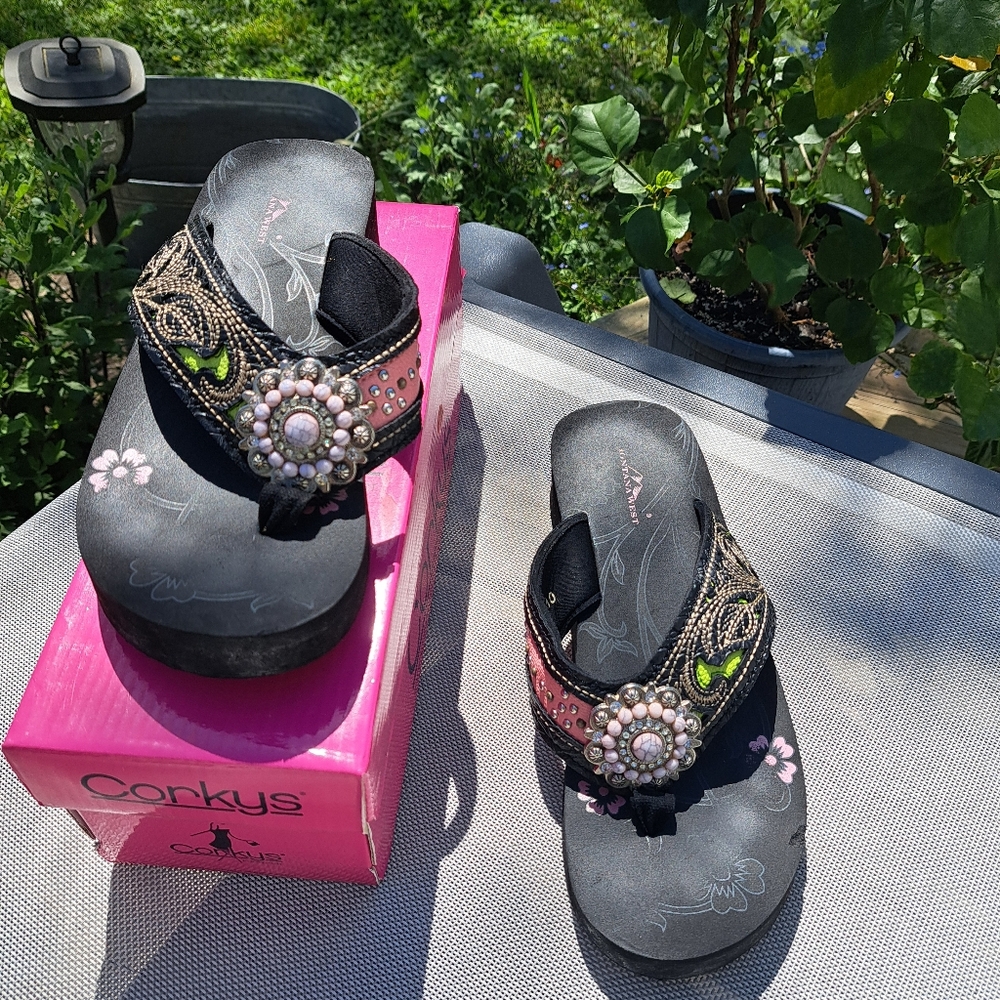 Corky's sandals